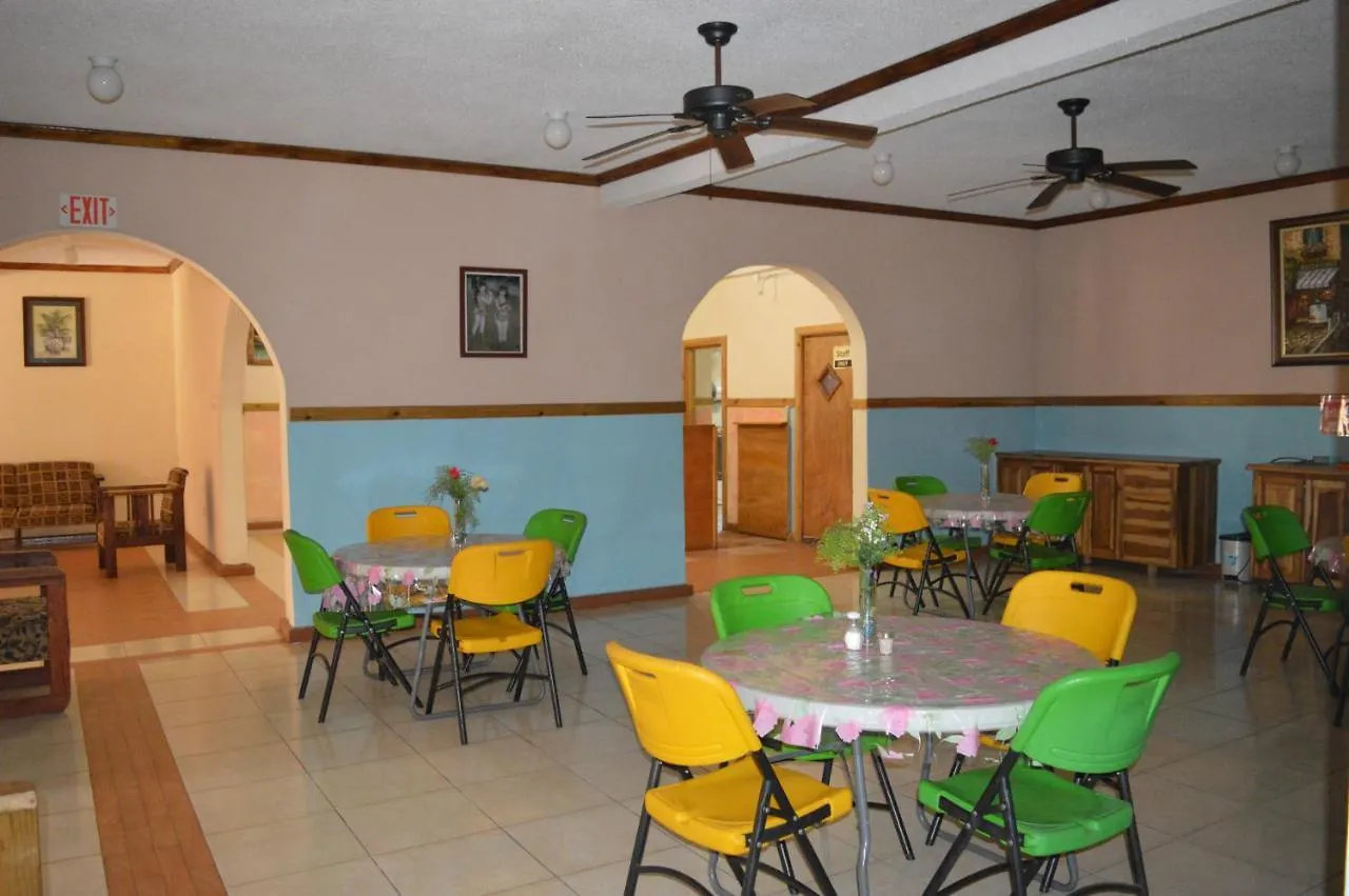 Casa De Shalom Hotel Ocho Rios