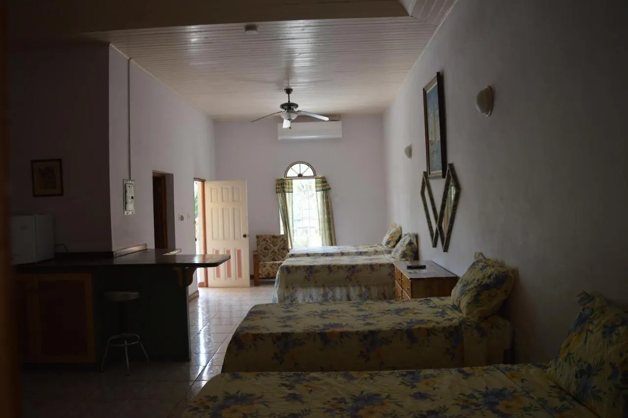 ***  Casa De Shalom Hotel Ocho Rios Jamaica